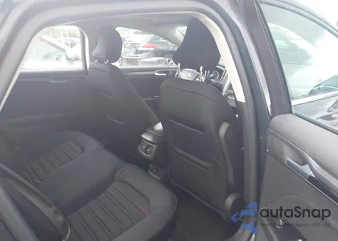 2015 Ford Fusion Se from USA, damaged, VIN 3FA6P0H95FR218460